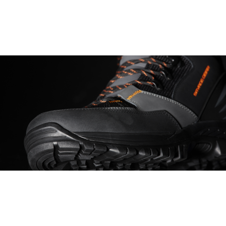 Savage Gear SG8 Cleated Wading Boot