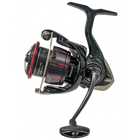 Reels 23 Daiwa Fuego LT