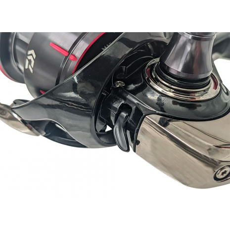 Reels 23 Daiwa Fuego LT